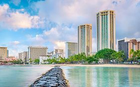 Hyatt Regency Waikiki Beach Resort & Spa